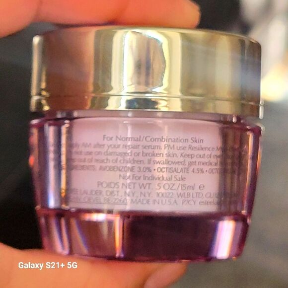 Estee Lauder Resilience Multi-Effect Face and Neck Cream 0.5 fl oz NWOB - Picture 3 of 3